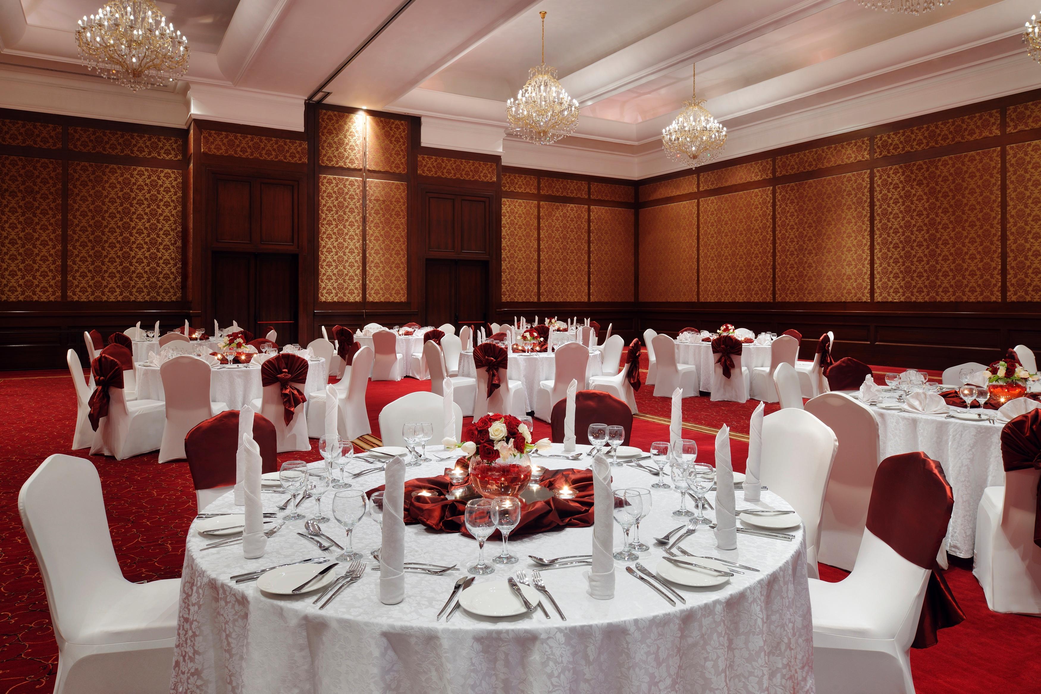 Movenpick Hotel & Resort Al Bida'A Salmiya Extérieur photo