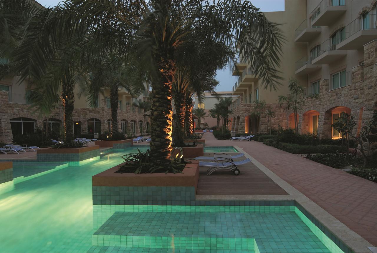 Movenpick Hotel & Resort Al Bida'A Salmiya Chambre photo